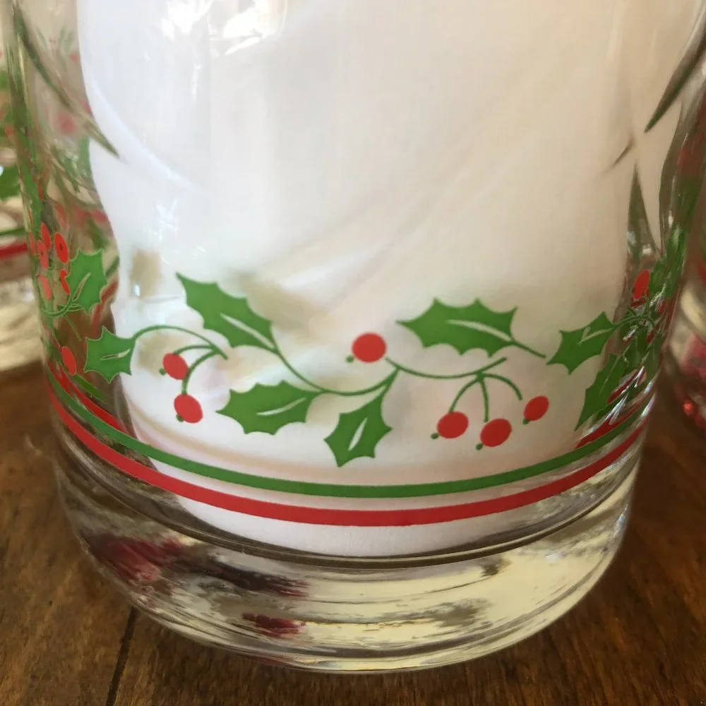 Vtg Set 4 ARBY Christmas Holiday Glass Holly Berry Drinking Glasses ARBY'S 1980s
